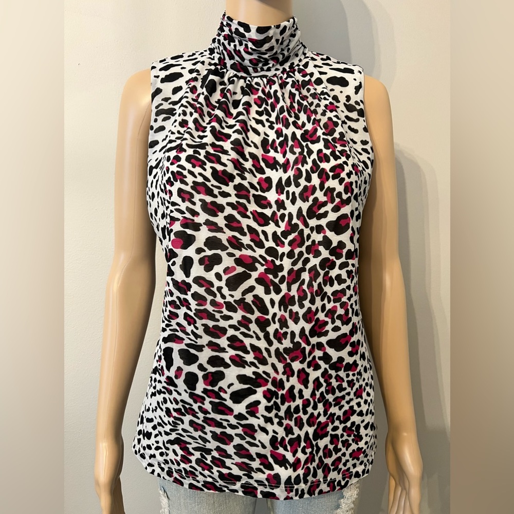 Worthington, Women L, sleeveless cheetah print blouse.